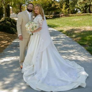 Meet your Posher, Leon